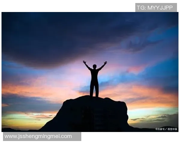 焦泊乔的成长之路：从梦想起航到人生巅峰的奋斗历程